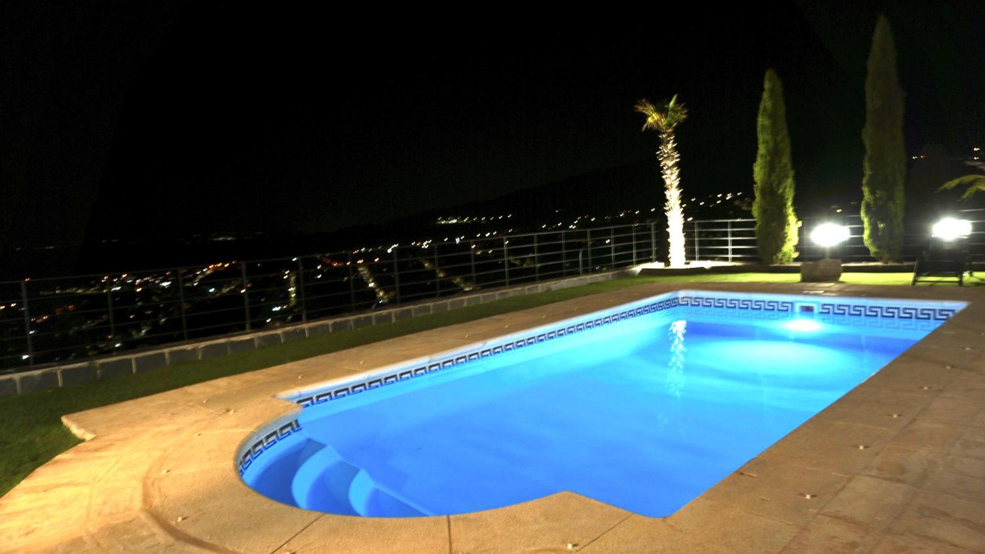Villa Los Angeles El Espinar Exteriör bild