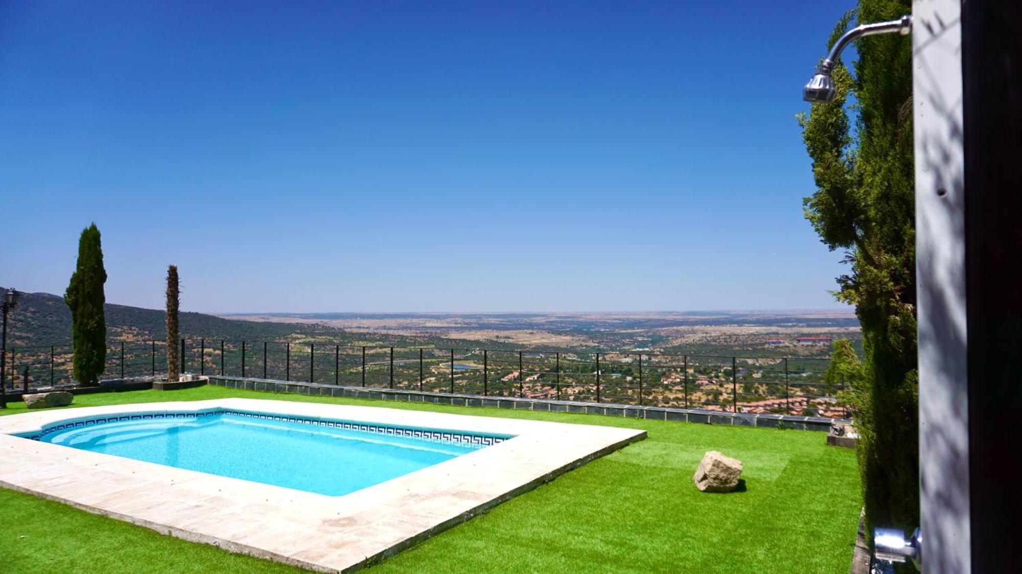Villa Los Angeles El Espinar Exteriör bild